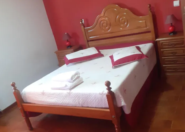 Os Girassois Da Carla 假日公园 *